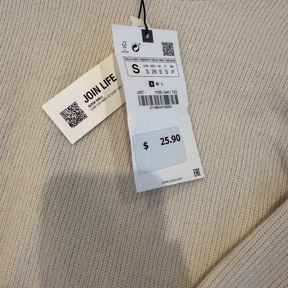 Zara Ivory cropped sweater NWT Size Small - Picture 4 of 4